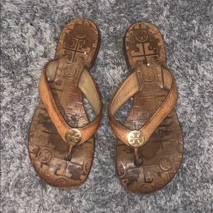 💜3/$25 Tory Burch Thora Sandals